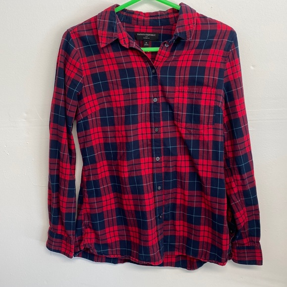 Banana Republic Tops - Banana republic women’s top size medium